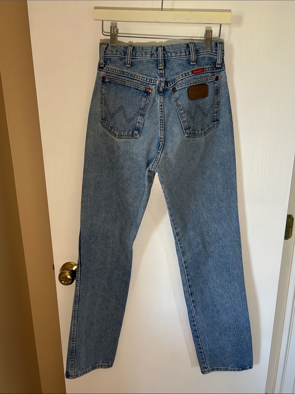 Wrangler Straight Leg Jean Size 26 - Picture 5 of 11